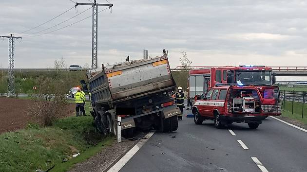 Dopravní nehoda u Hrušovan