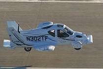 Létající auto Terrafugia Transition bude k dispozici od března 2011.