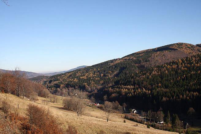 Zádumčívá krajina Aloise Nebela. Podzim ještě umocňuje zdejší atmosféru. 