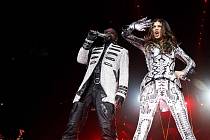 Britská skupina Black Eyed Peas vystoupila 16. května v pražské O2 Areně.