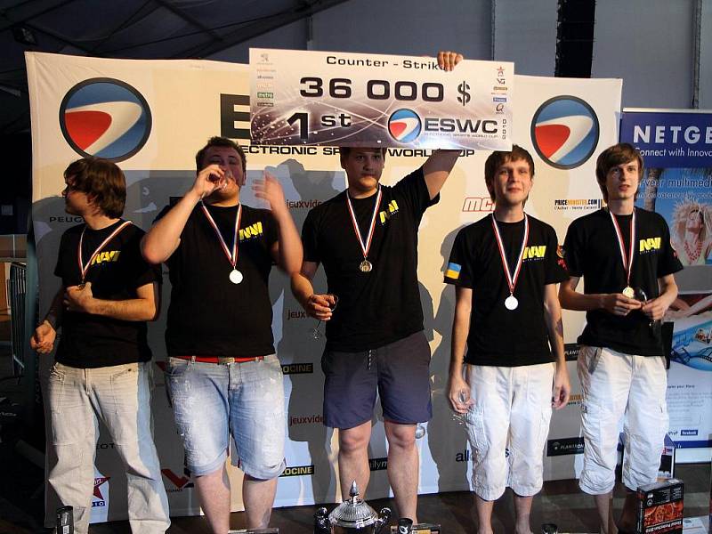 Vítězové turnaje Electronic Sports World Cup (ESWC) v roce 2010.